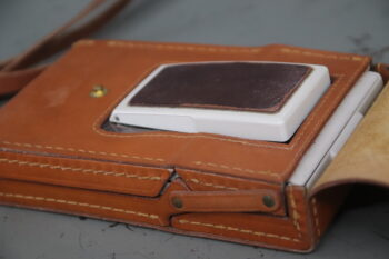Polaroid SX-70 Ledertasche Original – Bild 2
